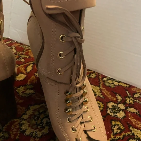 ApepaZZa Liverpool Boots size 8 - Picture 4 of 5